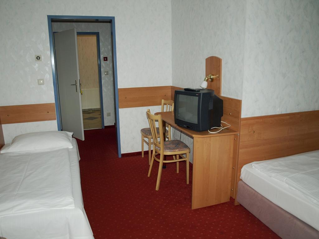 Hotel Stalehner Вена Номер фото
