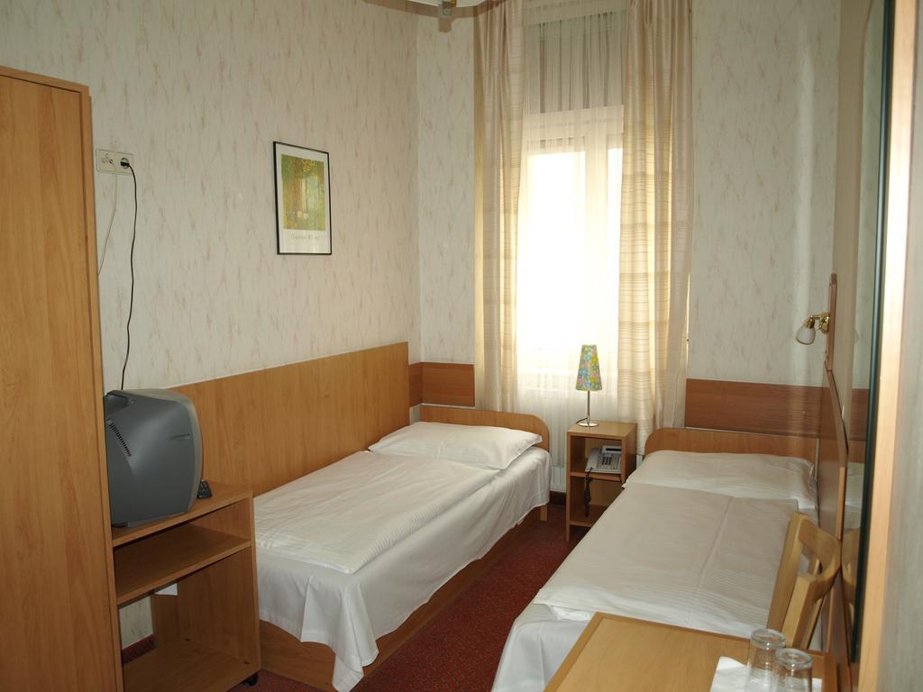 Hotel Stalehner Вена Номер фото