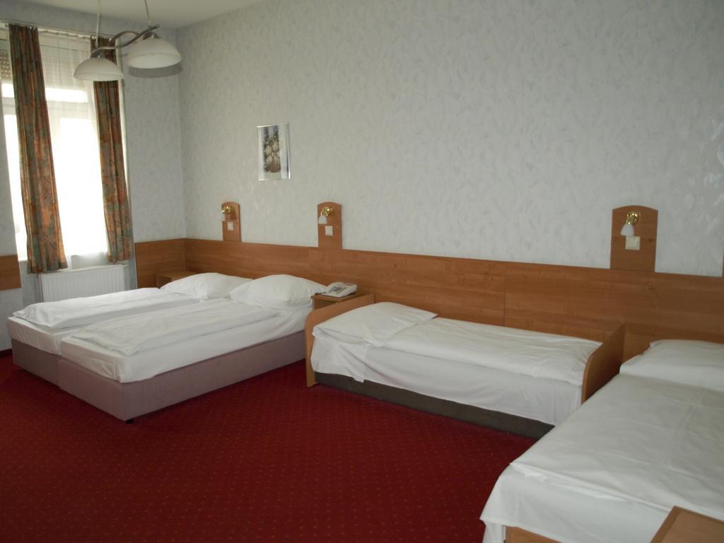 Hotel Stalehner Вена Номер фото